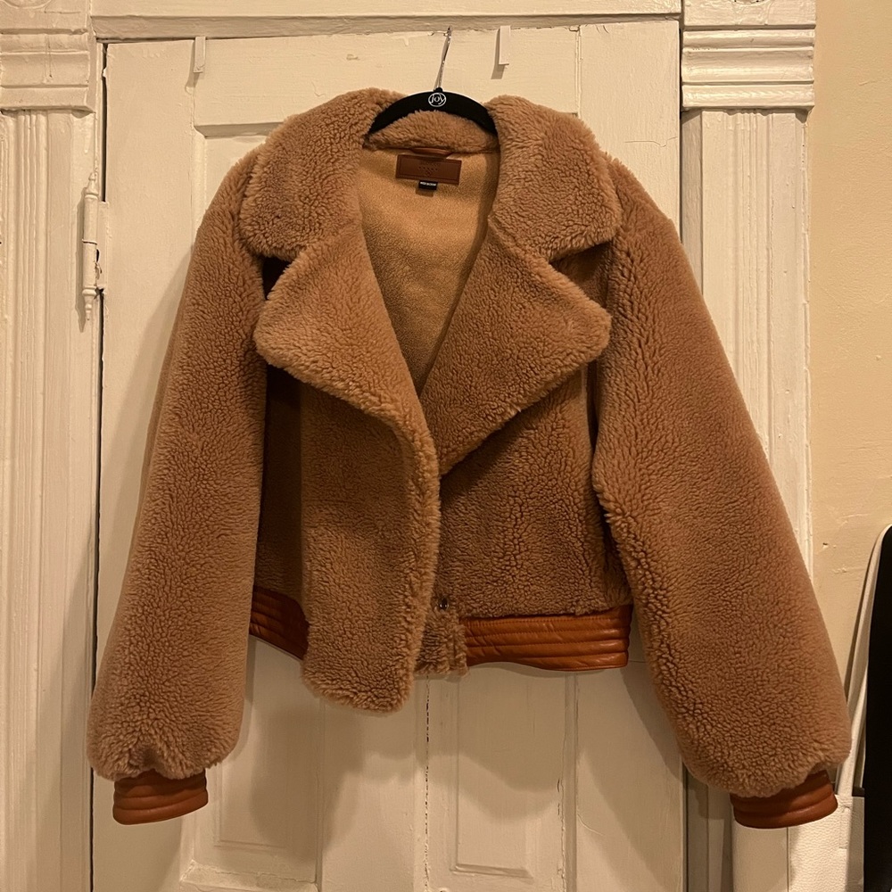 Blank NYC tan sherpa & leather cropped jacket. Worn once, brand new condition